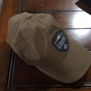Columbia Sportswear Fitted Ball Cap